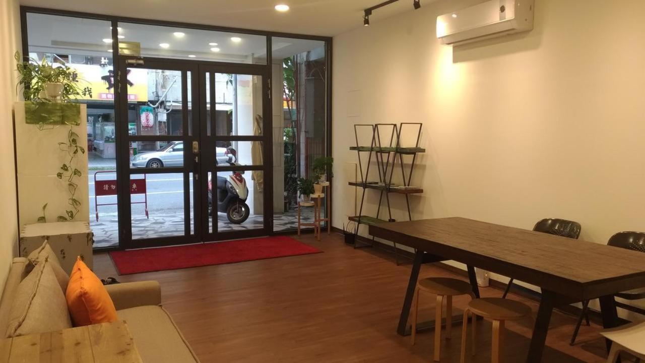 夏舞民宿 화롄 외부 사진